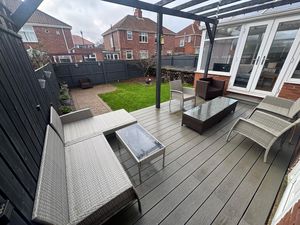 Photo 16- click for photo gallery